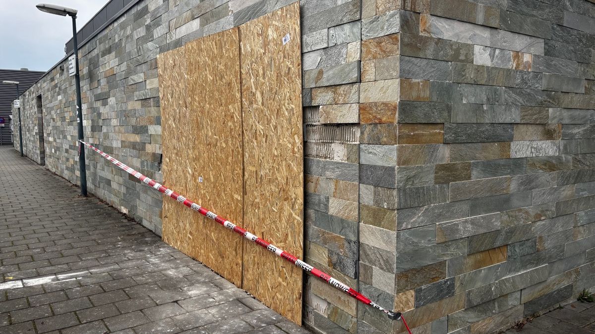 Bizarre auto-crash in sporthal Herten dreunt nog na: voorlopig wordt er niet gesport