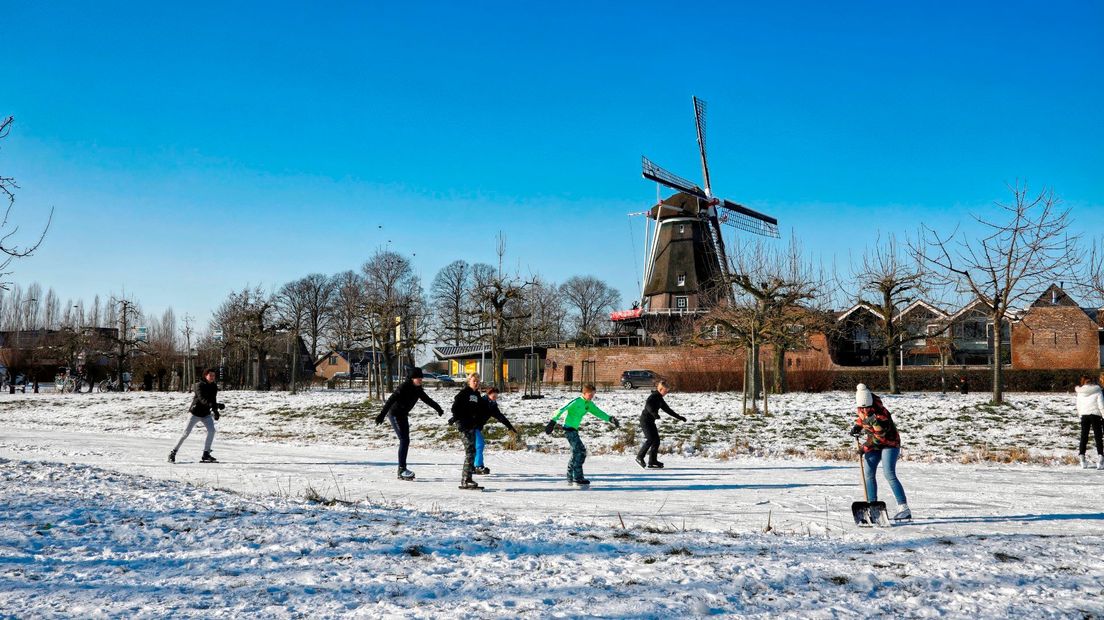 Schaatsers in Woerden