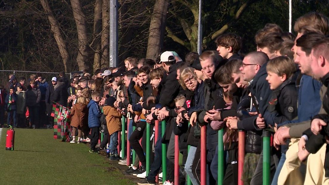 Veel NEC fans tijdens de training op zaterdag