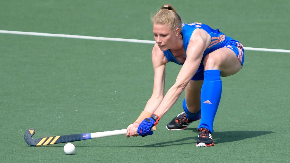 Caia van Maasakker is de strafcornerspecialist van het Nederlands team