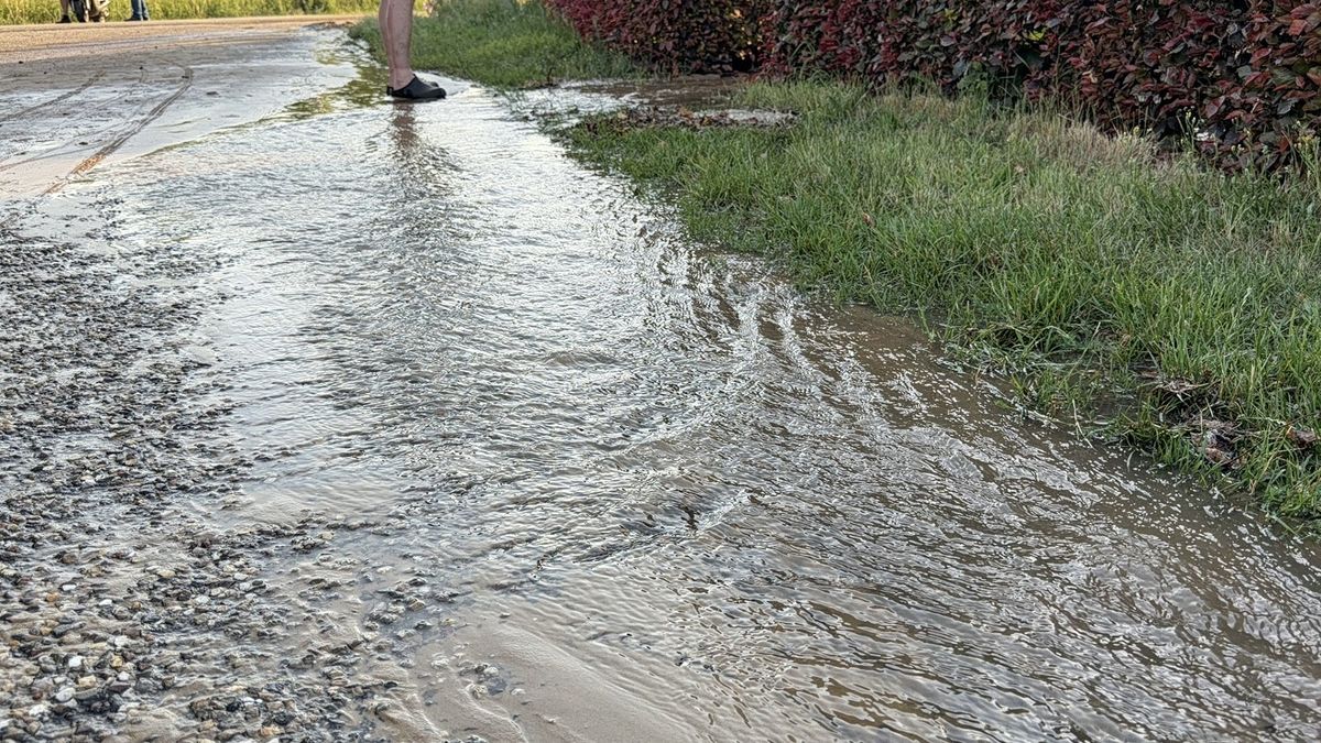 Groot waterlek zorgt voor overlast in Lottum en omgeving