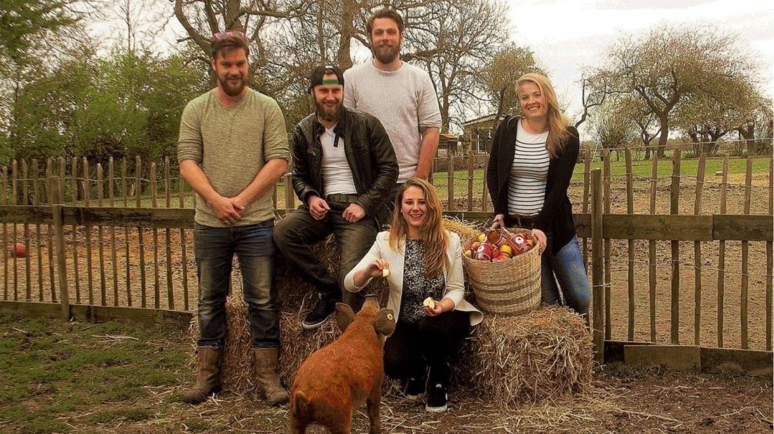 Marijke Menninga, Jurjen van der Schans, Marleen van der Heijde, Nanne Baptist en Van van den Berg