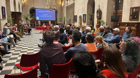 UCR houdt debat voor gemeenteraadsverkiezingen en daarvoor switchen politici naar het Engels Nieuws