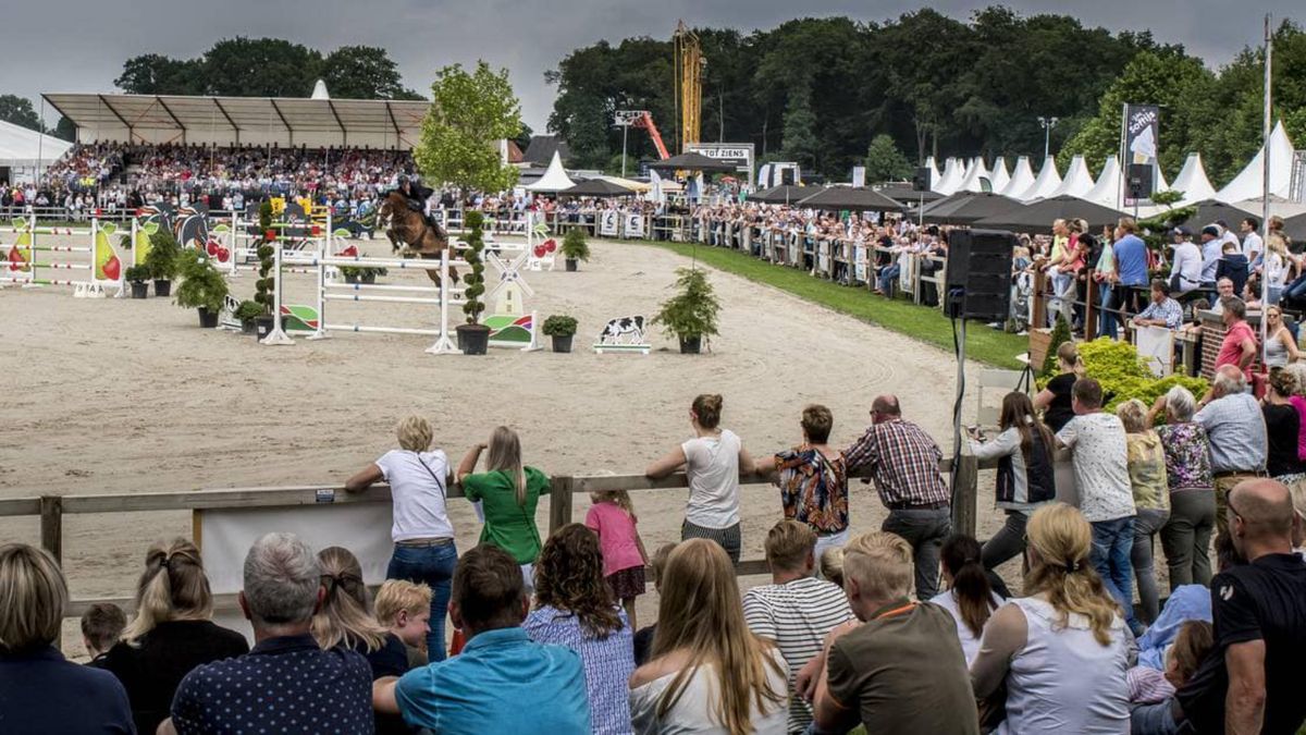 Grote Prijs van Tubbergen bij Jumping Schröder Twente live bij RTV Oost