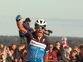 Hoogeveen startplaats Eneco Tour • Drentse krakers in districtsbeker