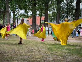 Dwingeloo wordt de komende weken versierd met honderden vogels