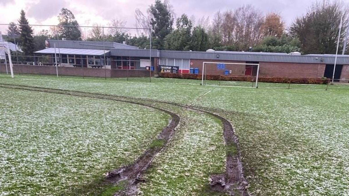 Vernielers voetbalveld Titan zijn bekend: 'Ze wisten dat ze het haasje zouden zijn'