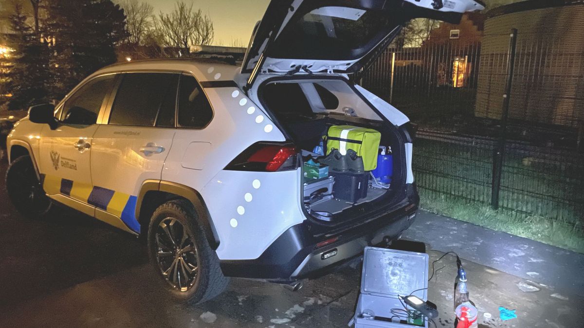 Lading verboden stoffen aangetroffen in sloot bij komkommerteler