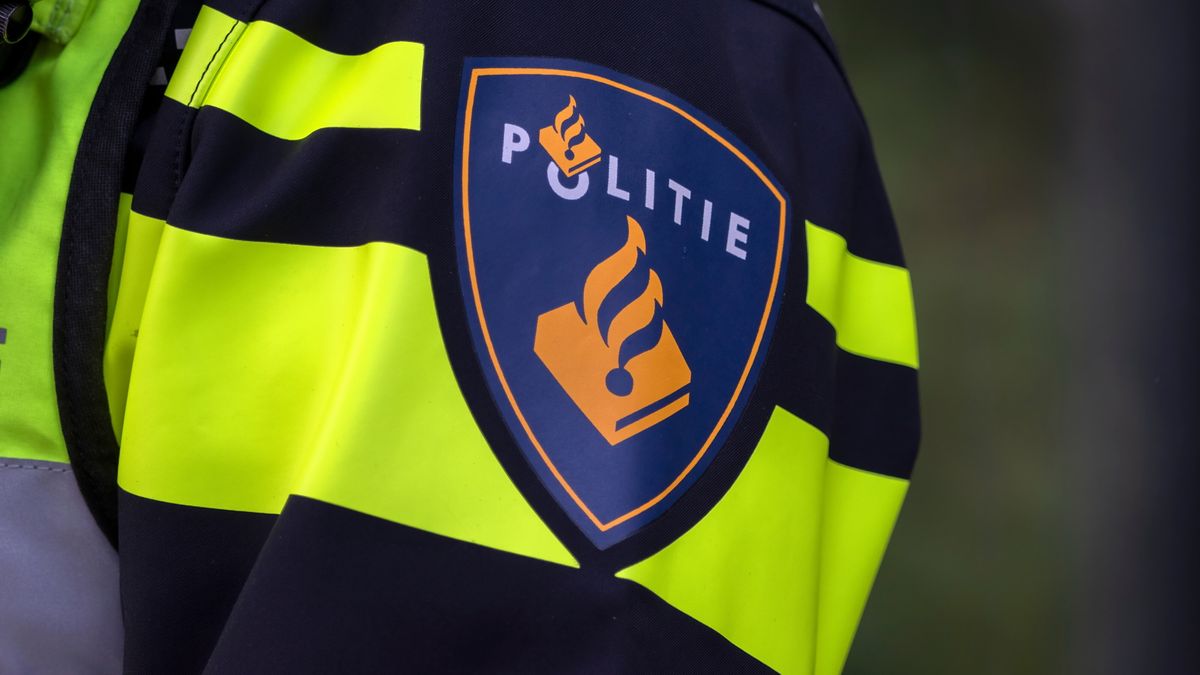 Man (45) uit Opeinde aangehouden voor het in de lucht schieten met een wapen