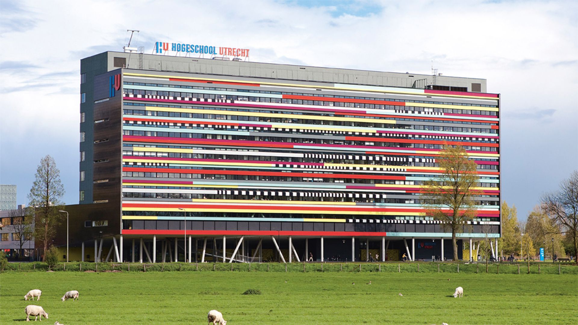 Gebroken waterleiding bij Hogeschool Utrecht, 3500 studenten krijgen nu online les