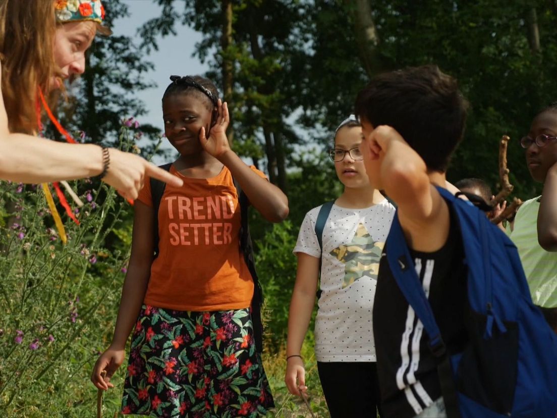 Stichting 'n Bries brengt theater naar de natuur op het Eiland van Brienenoord