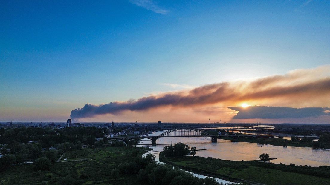 Rook brand Oss tot in Nijmegen