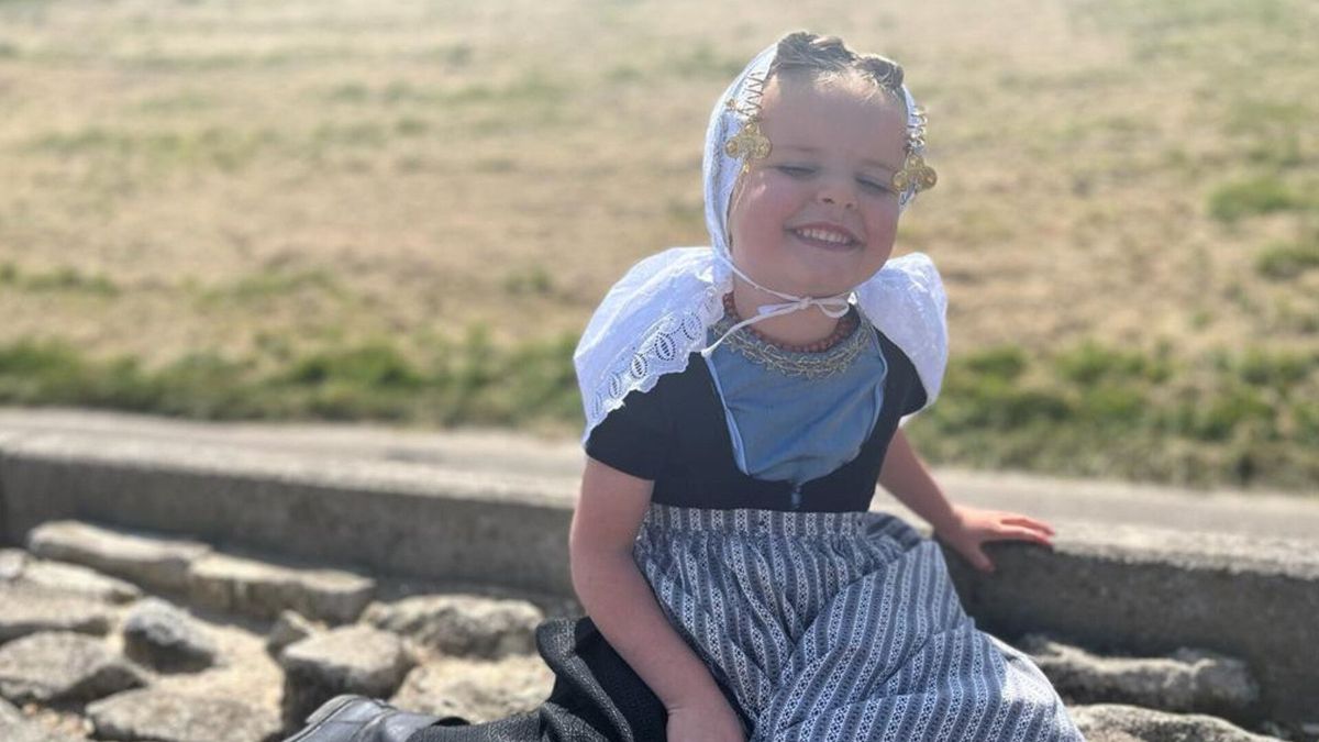 'Zo zit je musse eel de dag goed': klederdrachtendag in Westkapelle