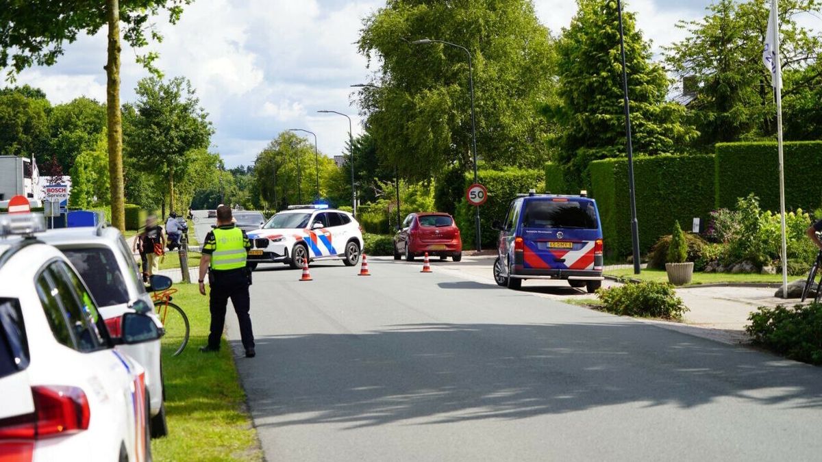 Gewonde bij ongeluk Eelderwolde, weg afgesloten