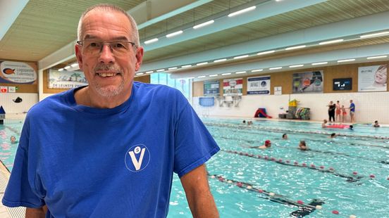 Jo regelt zwemlessen, ook als dat door beperking wat meer moeite kost