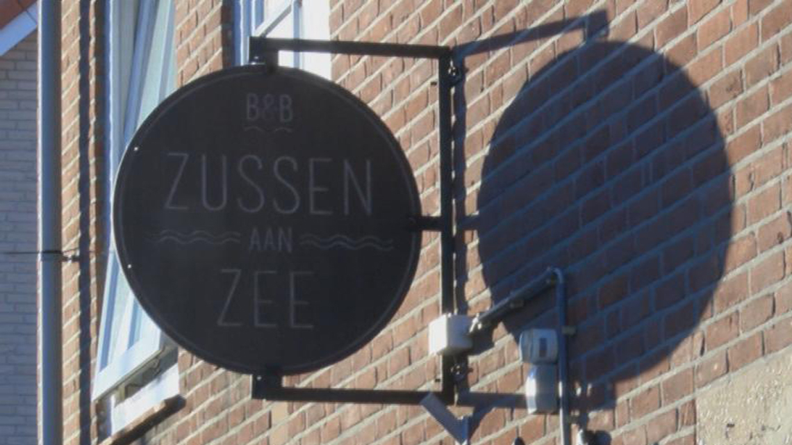 Overnachten In De Regio: B&B Zussen Aan Zee In Ter Heijde - Omroep West