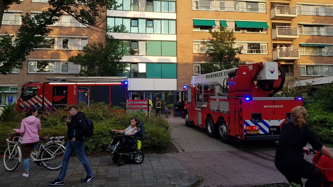 Brandweerwagens bij het Dignis Heymanscentrum in Stad.