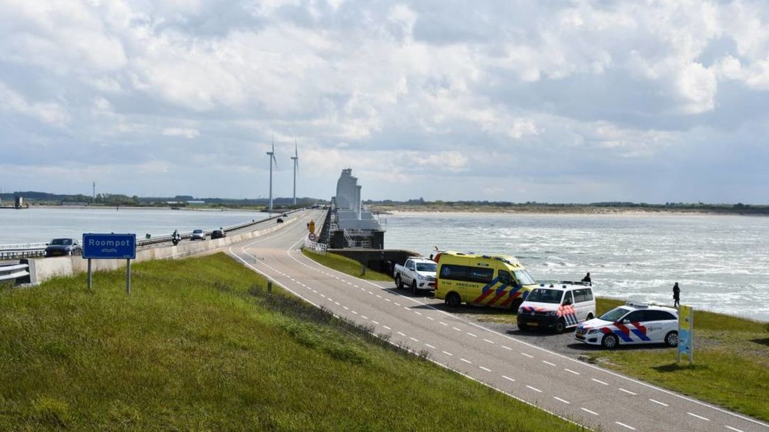 Hulpdiensten op de Oosterscheldekering