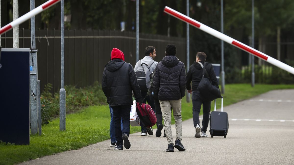 Mag een opvang naast vliegbasis Leeuwarden? Nog geen duidelijkheid na lange zitting