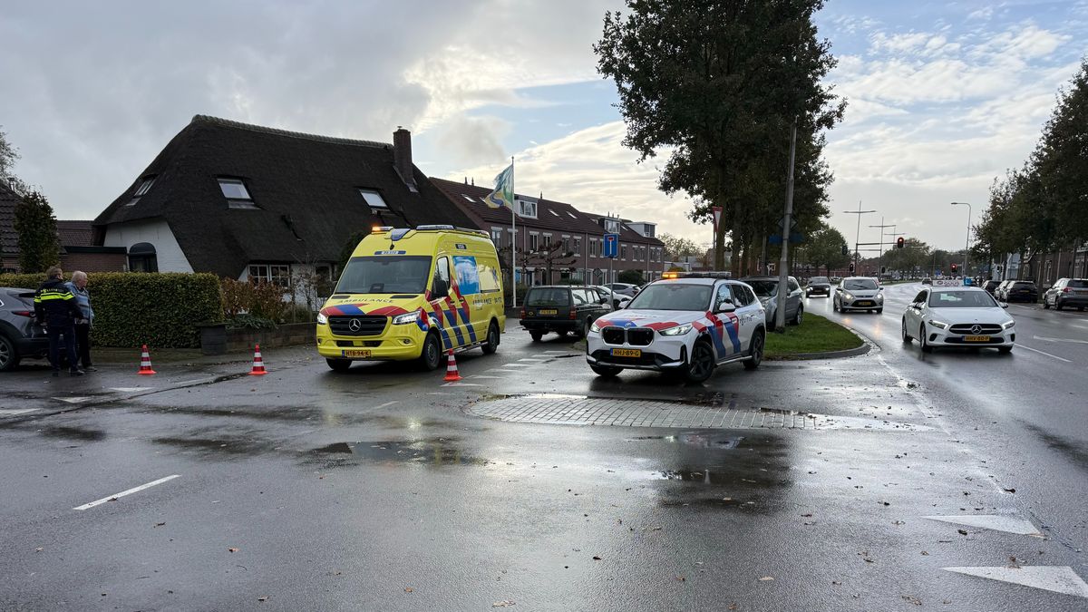 Snorfietser gewond bij aanrijding in Colmschate