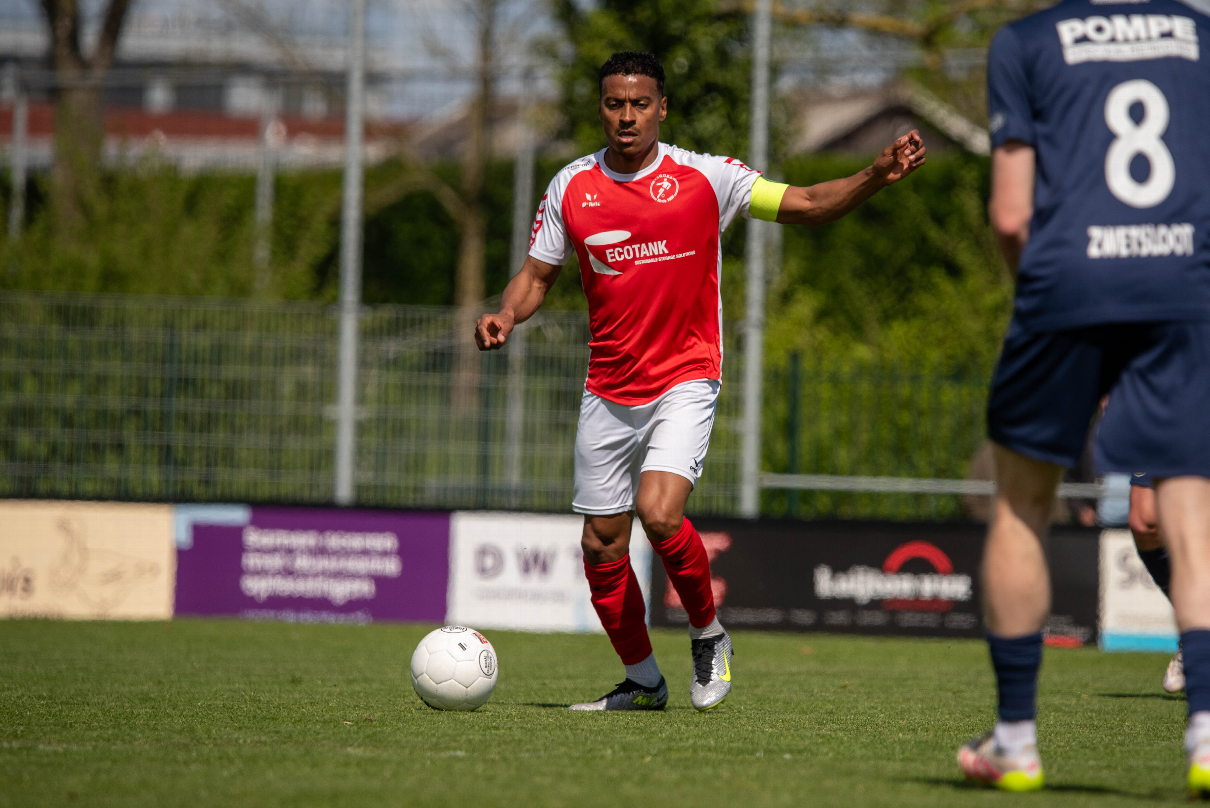 GOES brengt zichzelf nog even in de problemen, maar wint verdiend van UNA en is subtopper