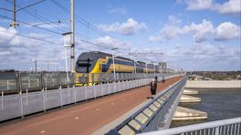 Geen treinen, amper bussen: 'Reis alleen tussen Arnhem en Nijmegen als het echt moet'