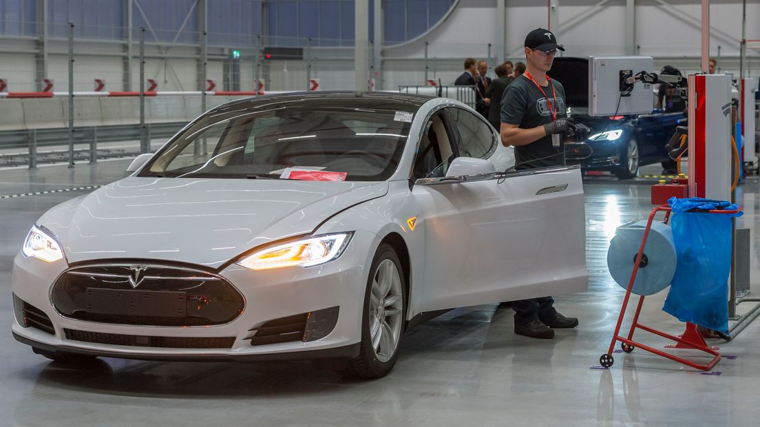 In Tilburg zit al een fabriek van Tesla (Rechten: ANP / Lex van Lieshout)