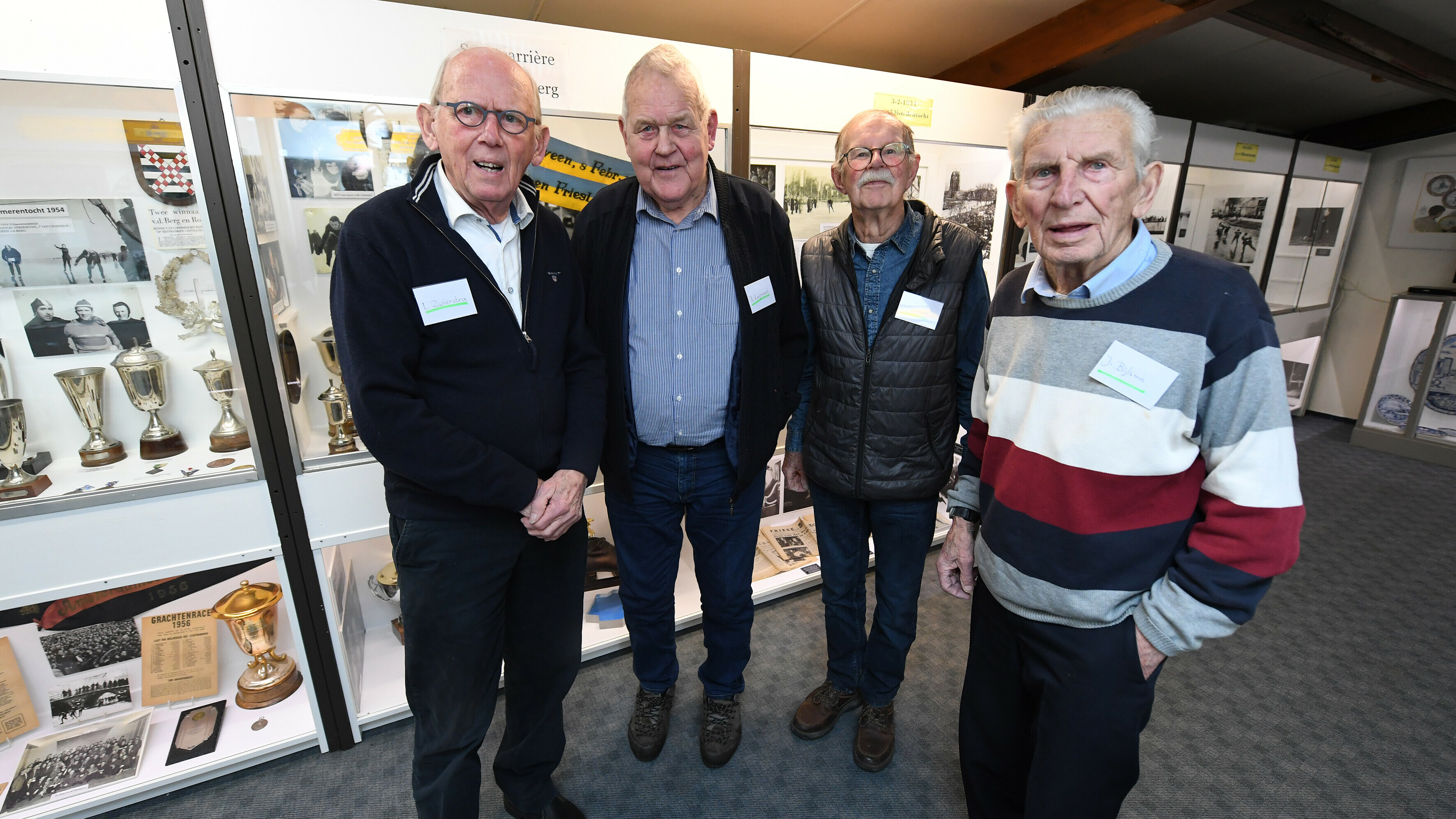 f.l.n.r. Lodewijk Zwierstra (88), Bart Koopmans (88), Jo Hamburg (89) en Jaap Bijlsma (96)