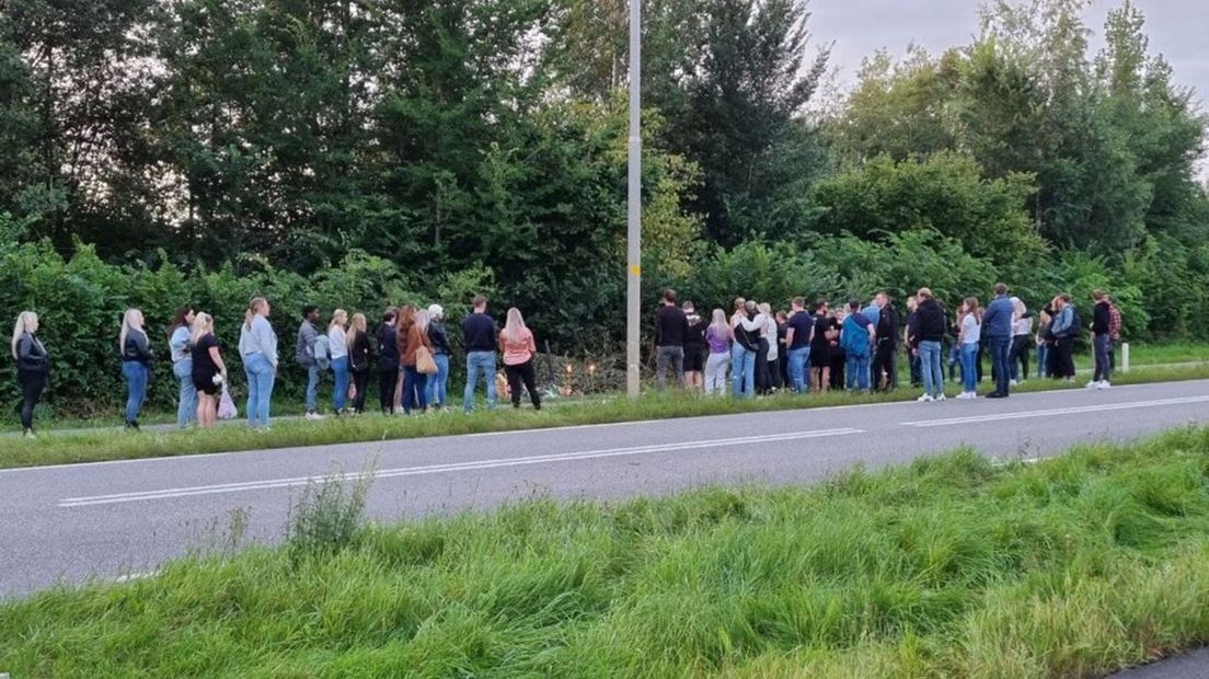 De familie en vrienden herdenken de omgekomen Myrthe in Wehl.