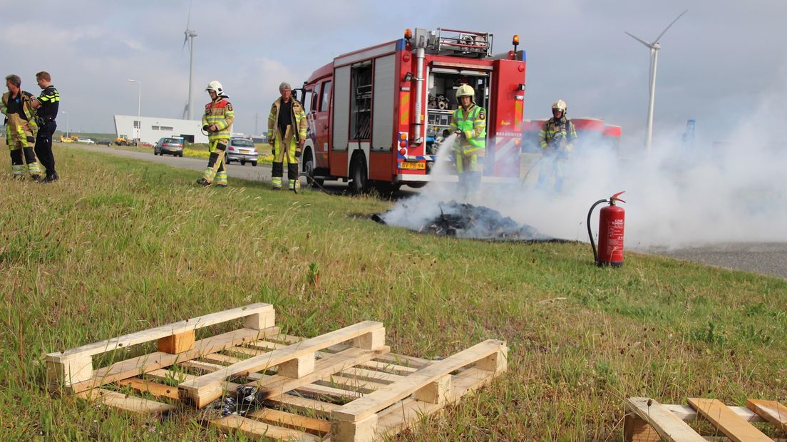 Brand bij palletbedrijf Kampen
