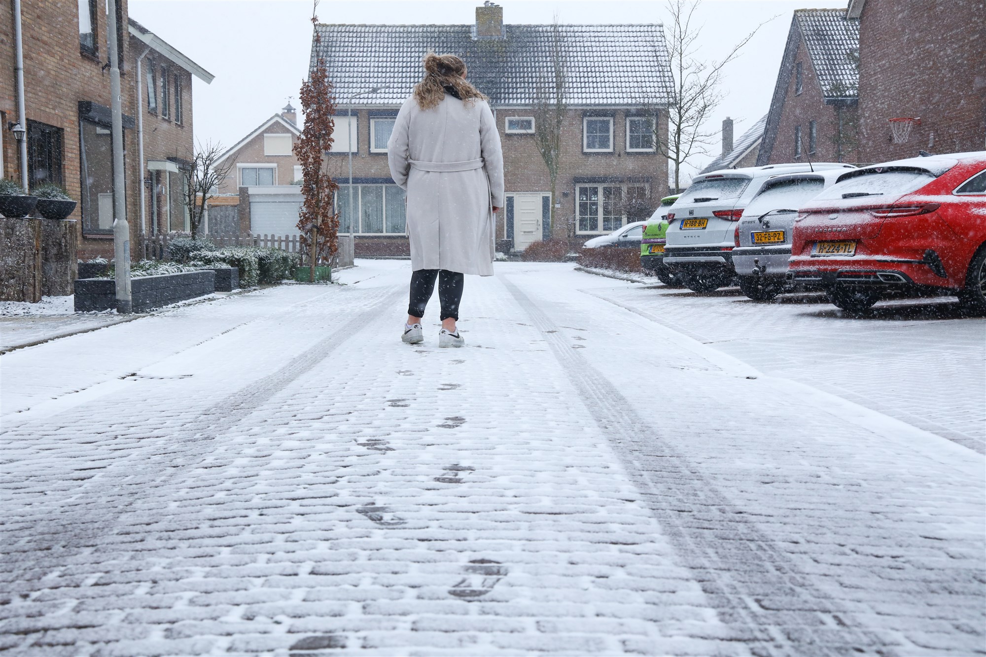 Kans Op Winterse Buien, KNMI Waarschuwt Voor Gladheid - Omroep Zeeland