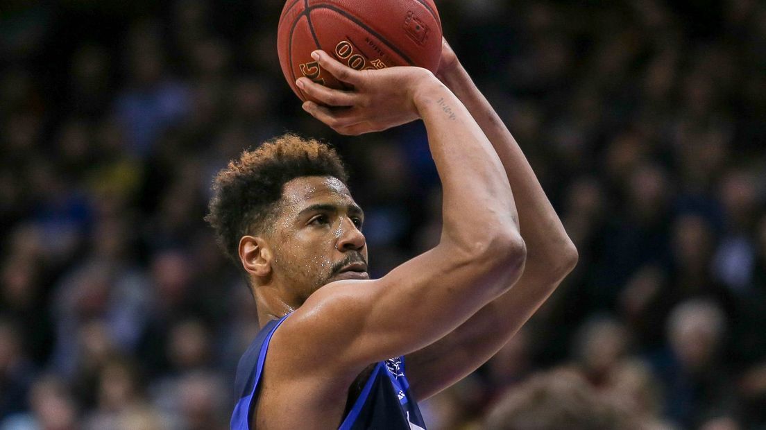 Mohamed Kerrazi van Landstede Hammers