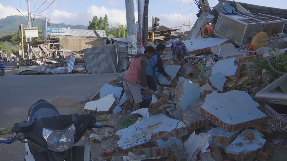 Delen van het noorden van Lombok zijn compleet verwoest door aardbevingen