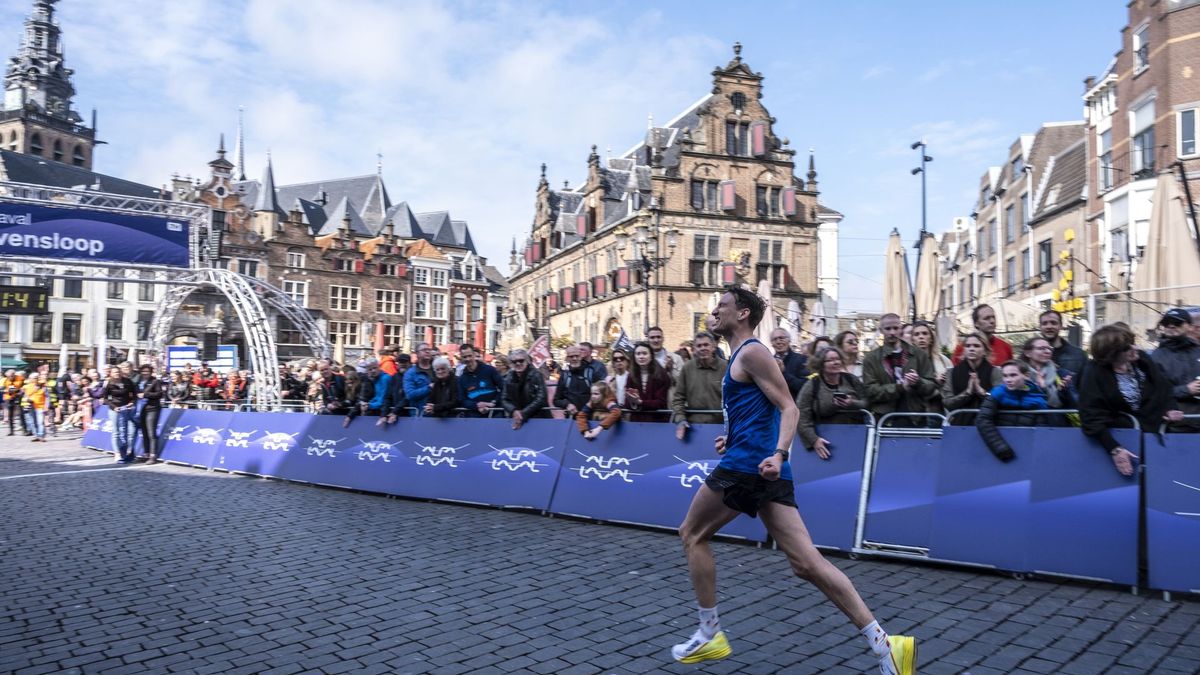 David doet een ultratriatlon tijdens code rood, maar kan dat wel veilig?