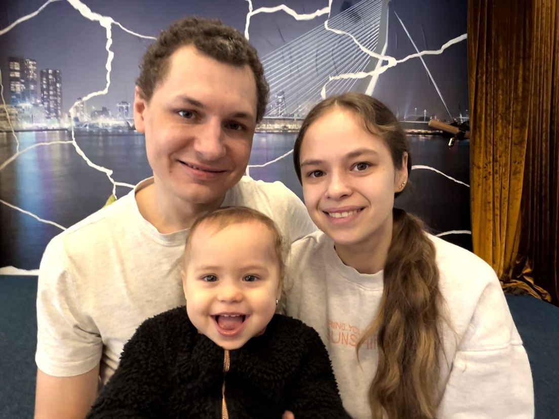 Roman, zijn vrouw Katharina en kind Kira zijn een jaar geleden de oorlog in Oekraïne ontvlucht