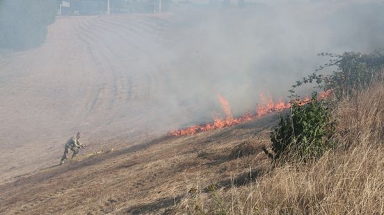 A12 weer open na bermbrand Home