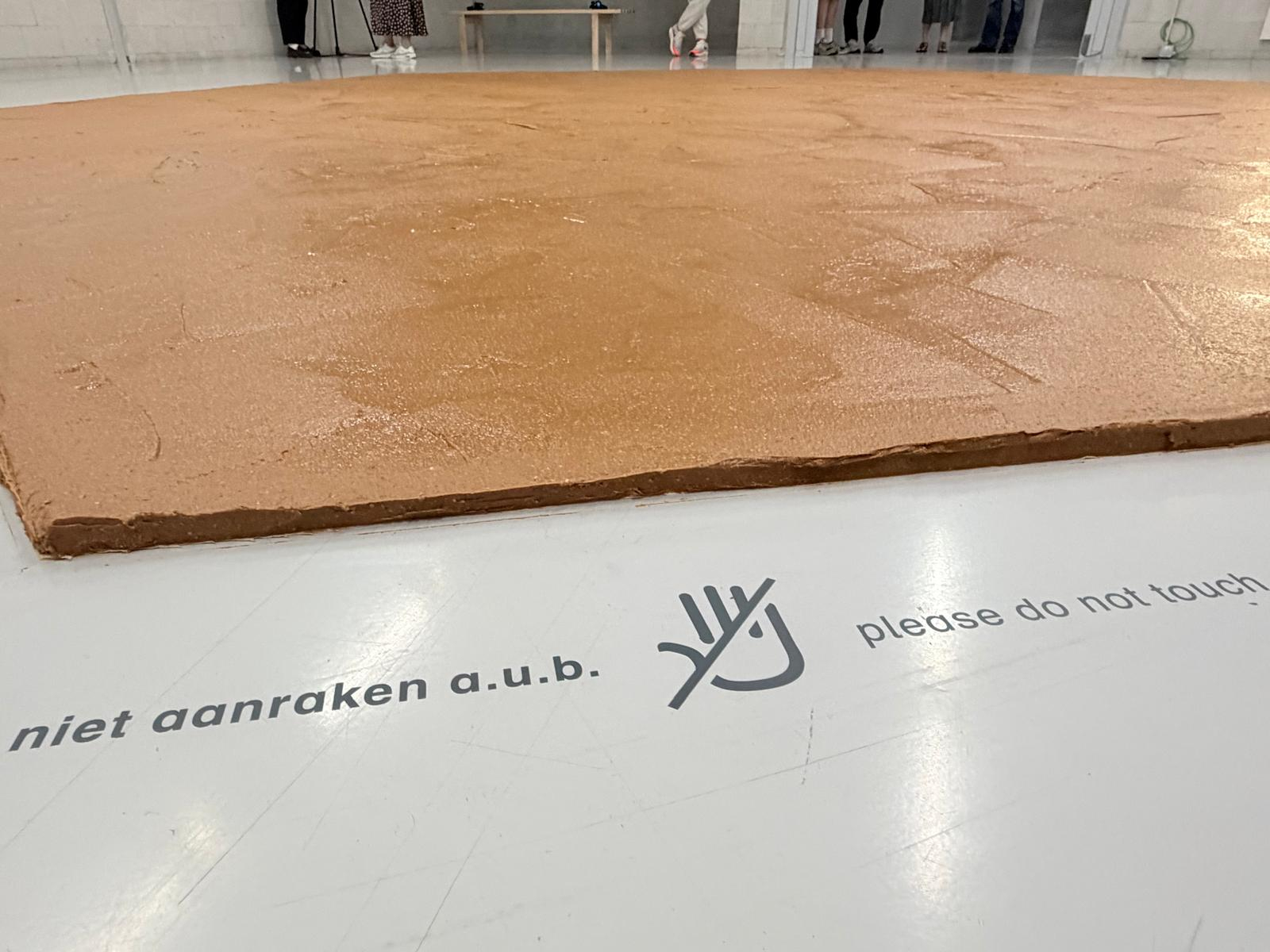 De Pindakaasvloer in museum Boijmans van Beuningen