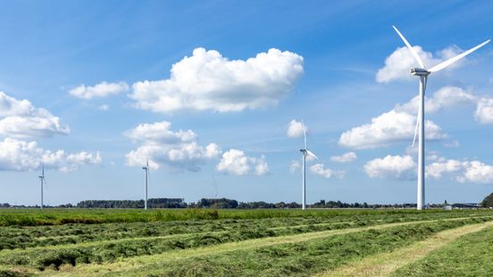 Tientallen bewoners en wethouders uiten kritiek op plan windturbines: 'Onmenselijk en onredelijk' Nieuws