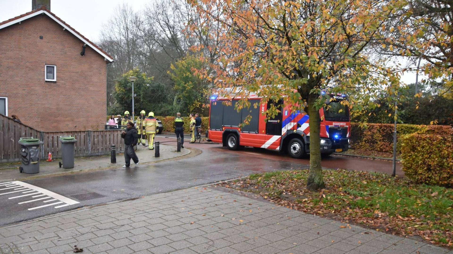 Ongeluk op A2 • wasmachine in brand.