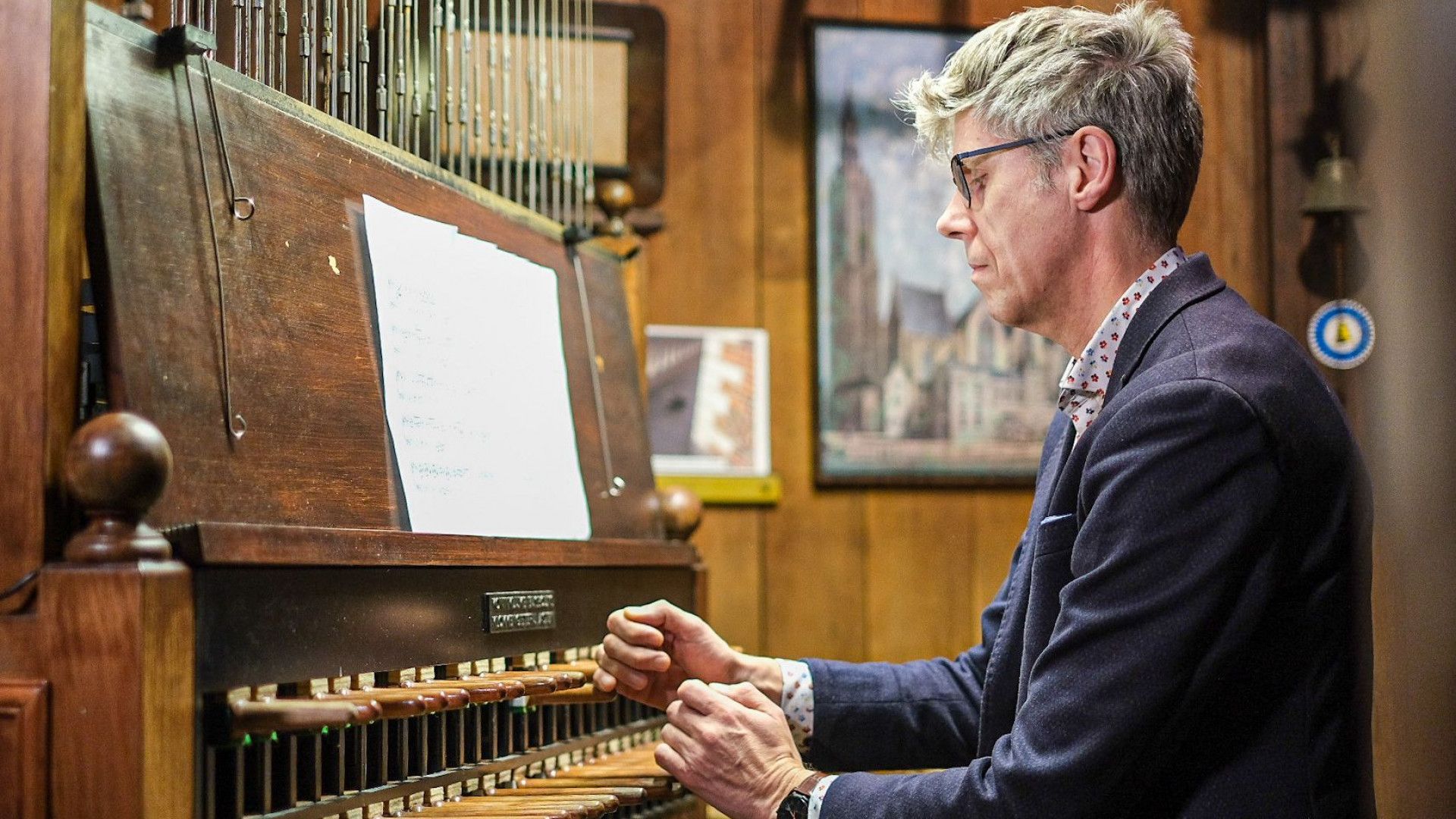 Beiaardier Gijsbert speelt première van muziekstuk jarige Amalia: 'Maar