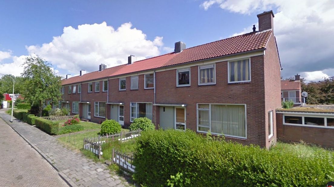 Deze huizen aan de Delft in Assen gaan eraf (Rechten: Google Maps)