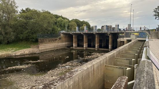 Sluiswachter hoopt op regen in Duitsland: 'Anders moeten we alternatieven inzetten'