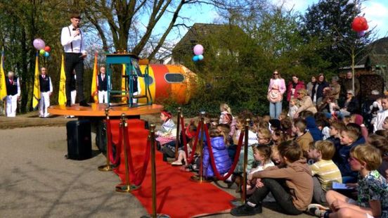 Eeuwfeest voor basisschool Pius X in Varsselder: 'We bloeien'