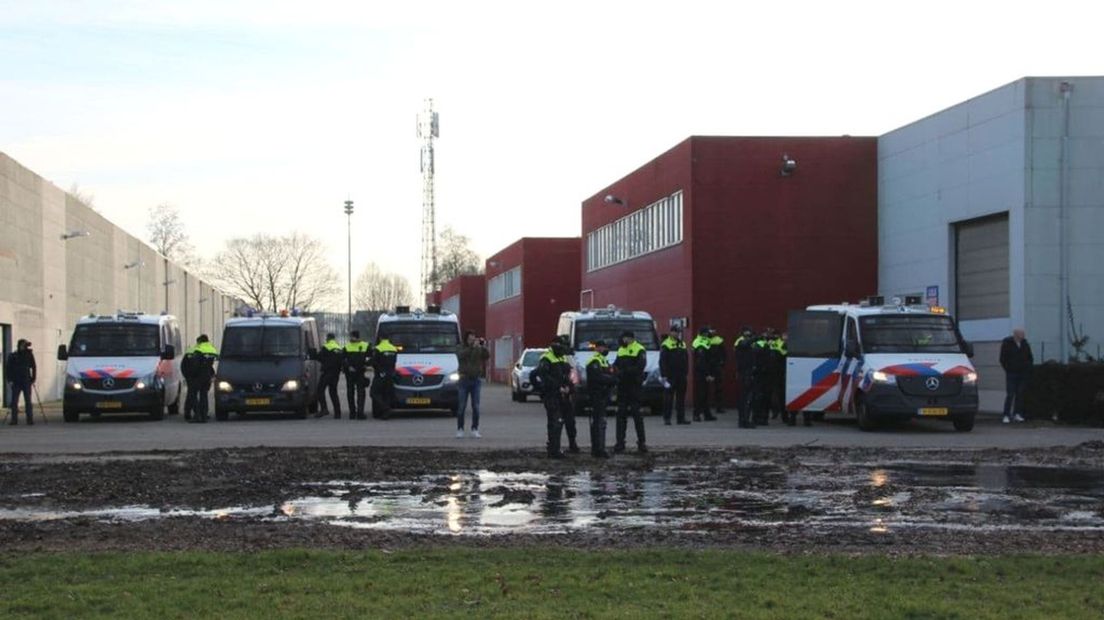 De politie was flink aanwezig in Apeldoorn