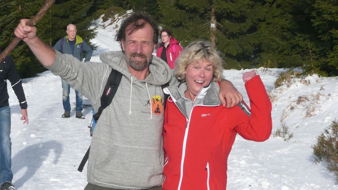 Reumapatient Marianne Peper heeft dankzij ademtechniek van Iceman  Wim Hof minder pijn.