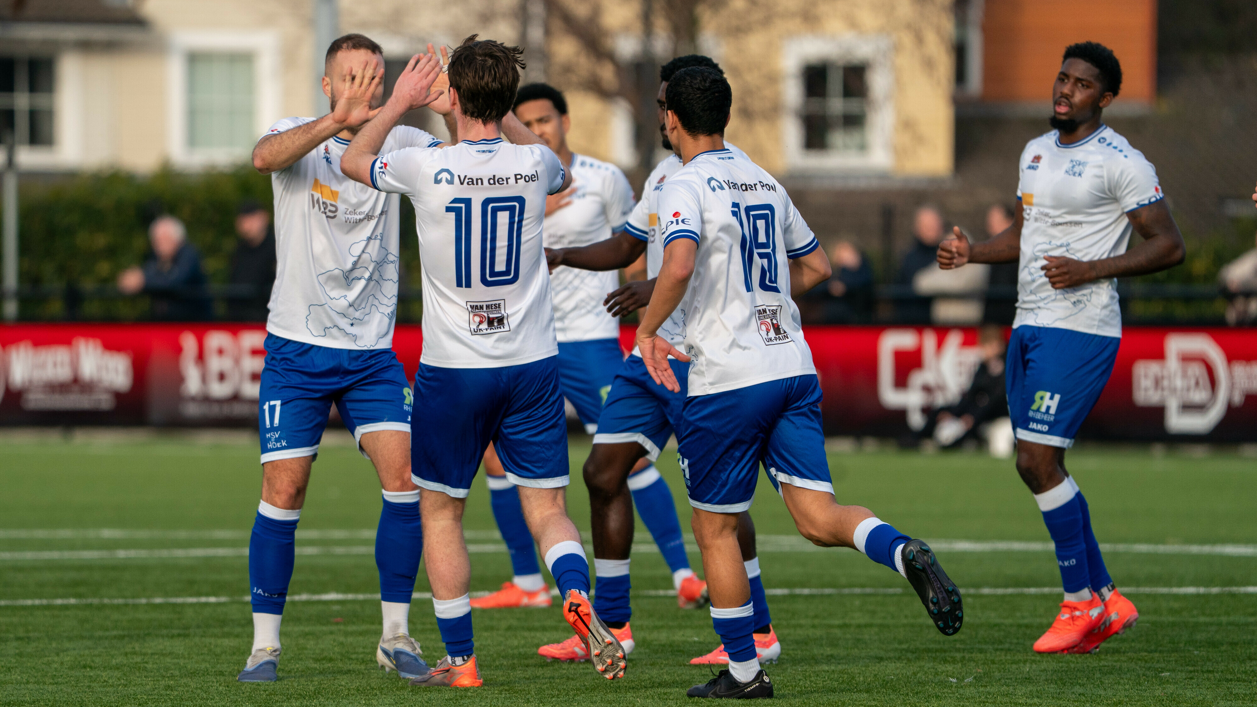 Hoek opnieuw koploper Tweede Divisie na knappe zege bij Jong Sparta