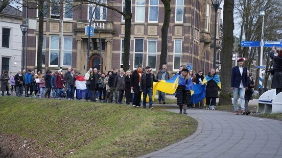 Stille tocht herdenkt 4 jaar oorlog in Oekraïne Home