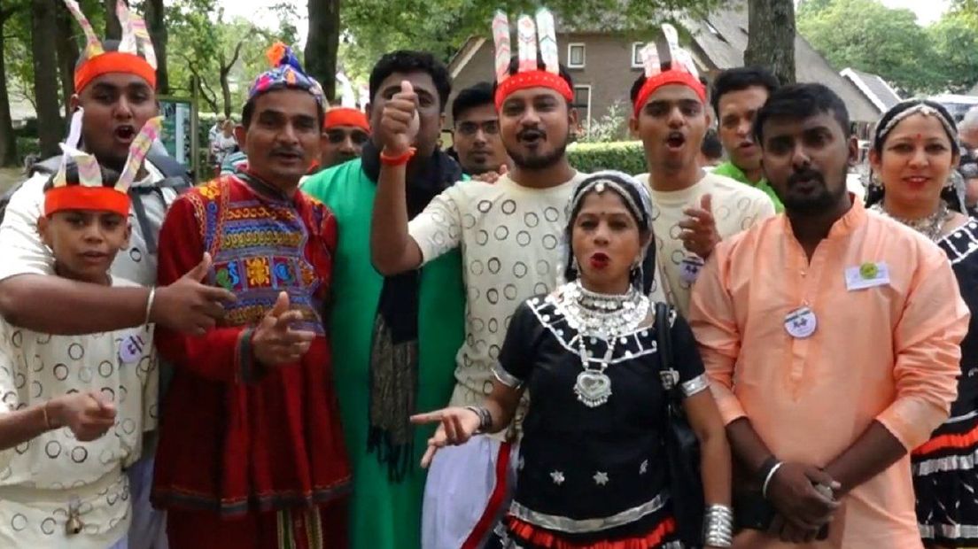 Dans- en muziekgroep uit India (Rechten:RTV Drenthe)