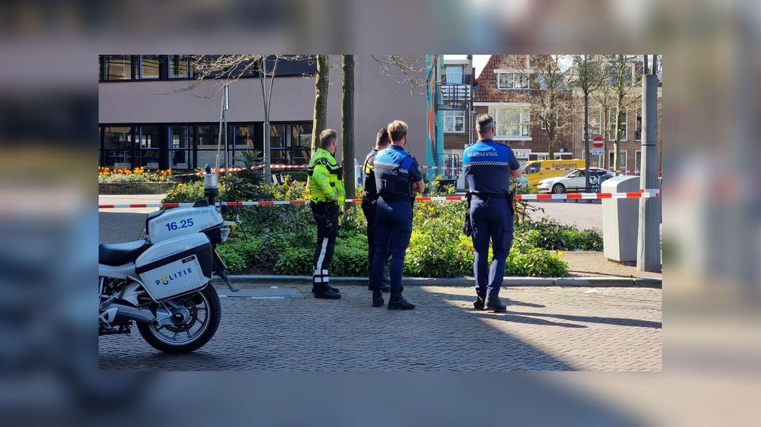 It gemeentehûs fan Ljouwert is ôfset fanwegen in fertochte tas
