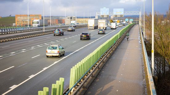 IJsselbrug deels open: fietsers nu weer welkom